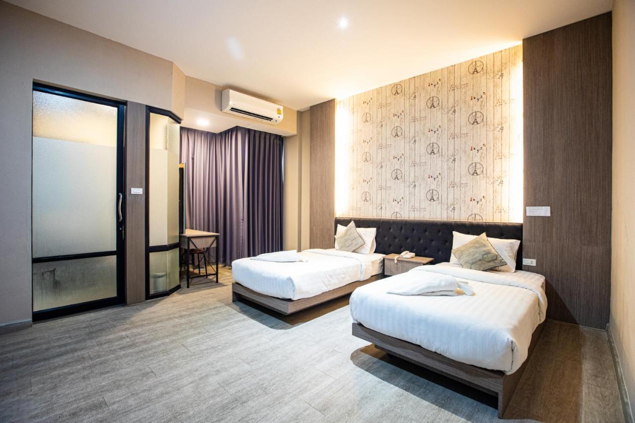 Tara Park Resotel Rangsit Exterior photo